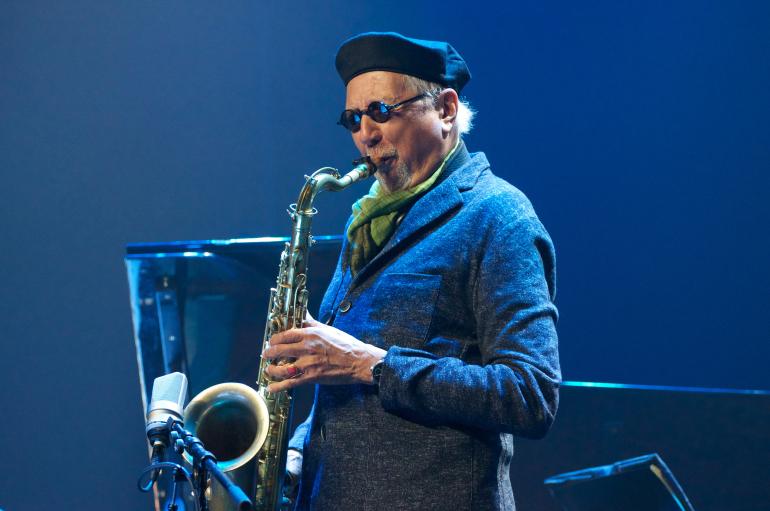 Charles Lloyd soloing