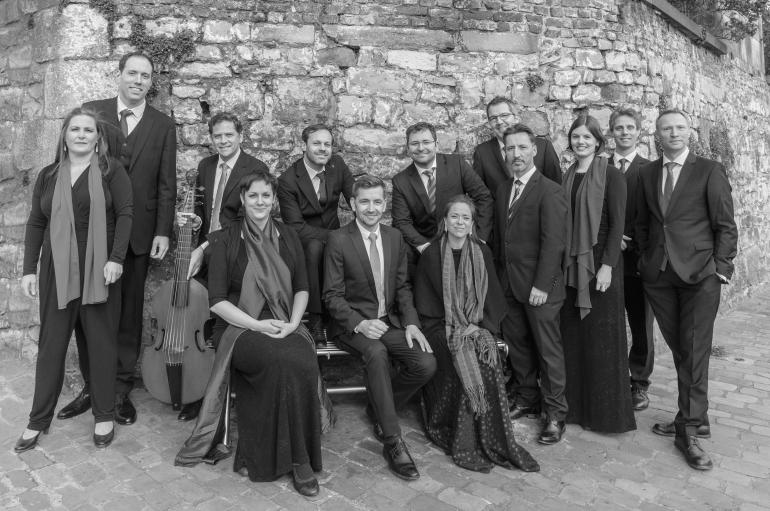 Vox Luminis black and white