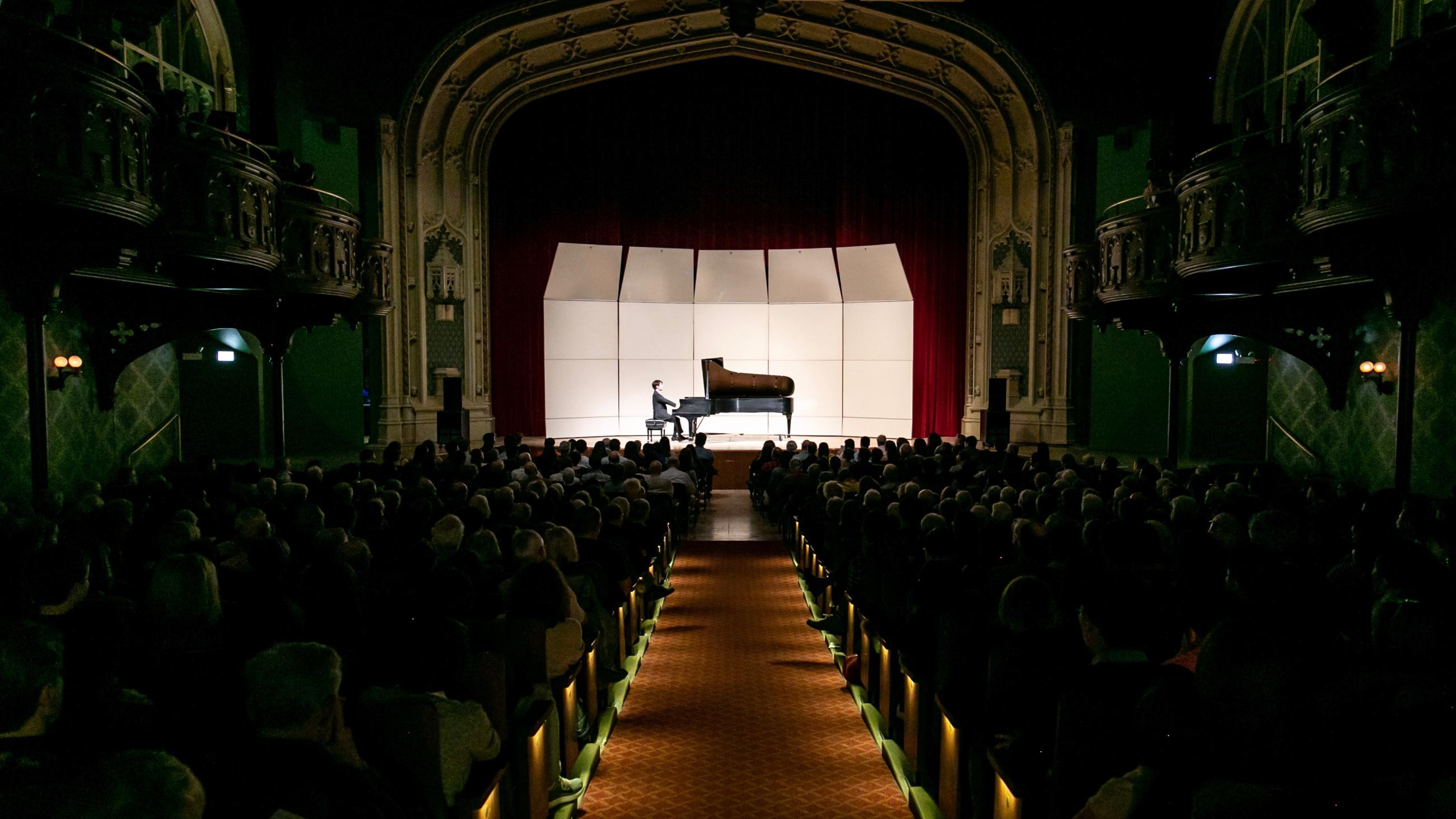 Pianist Seeing-Jin Cho performing in Mandel Hall
