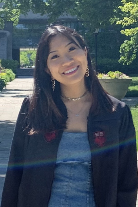Portrait of Annie Geng