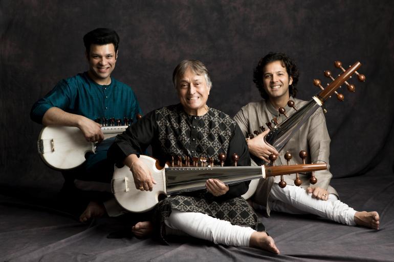 Amjad Ali Khan, sarod Amaan Ali Bangash and Ayaan Ali Bangash, sarod